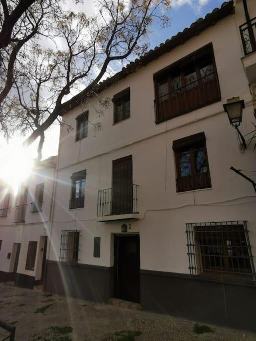 Casa Tipica Del Albaicin Con Interior De Diseno Villa Granada Exterior photo