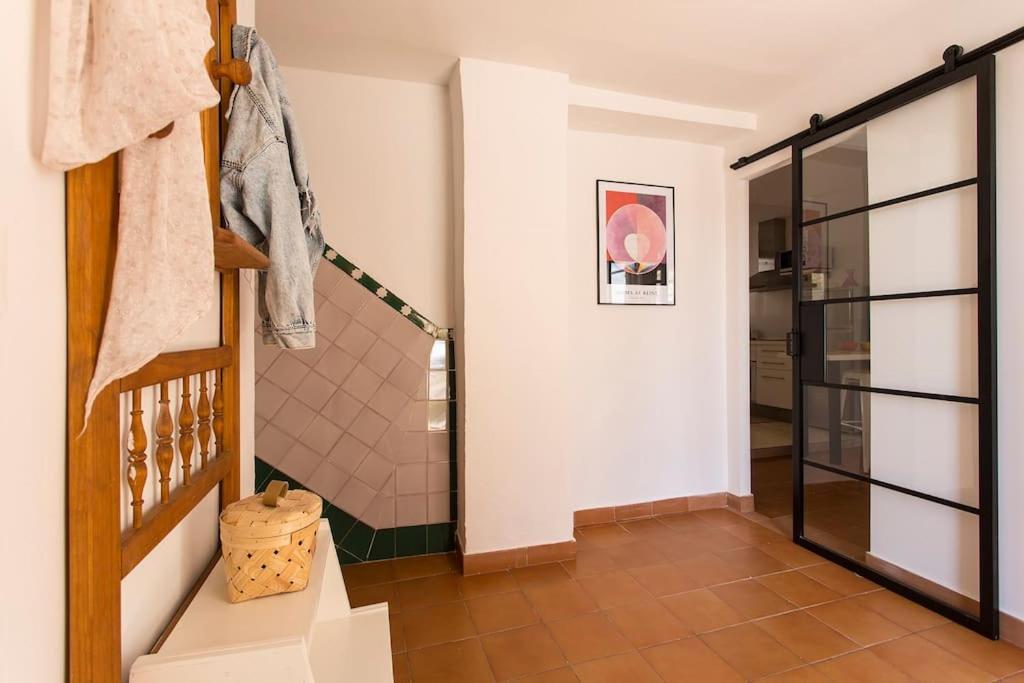 Casa Tipica Del Albaicin Con Interior De Diseno Villa Granada Exterior photo